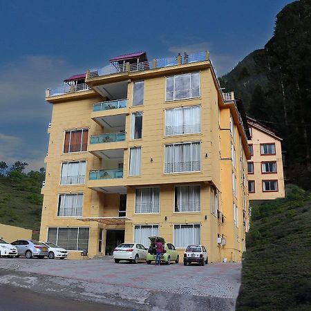 Manila Heights Hotel Naran Buitenkant foto