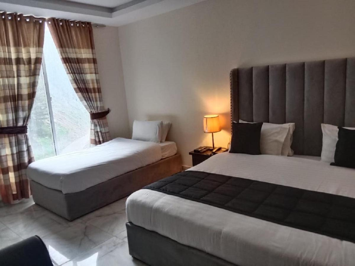 Manila Heights Hotel Naran Buitenkant foto